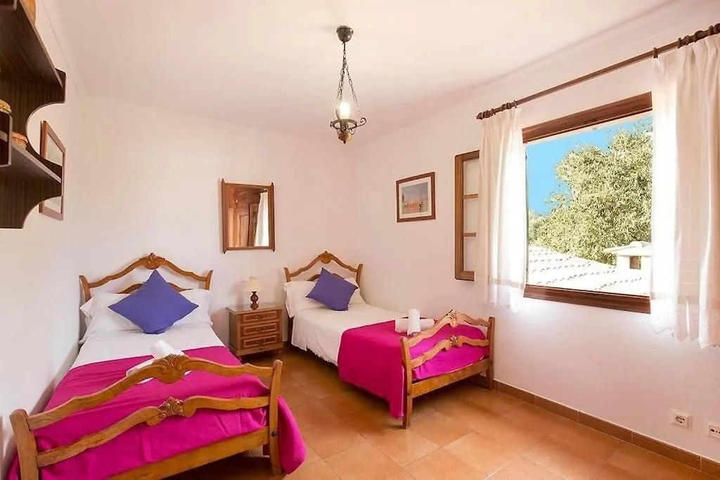 Nice Villa Near Pollensa By Renthousing Spagna